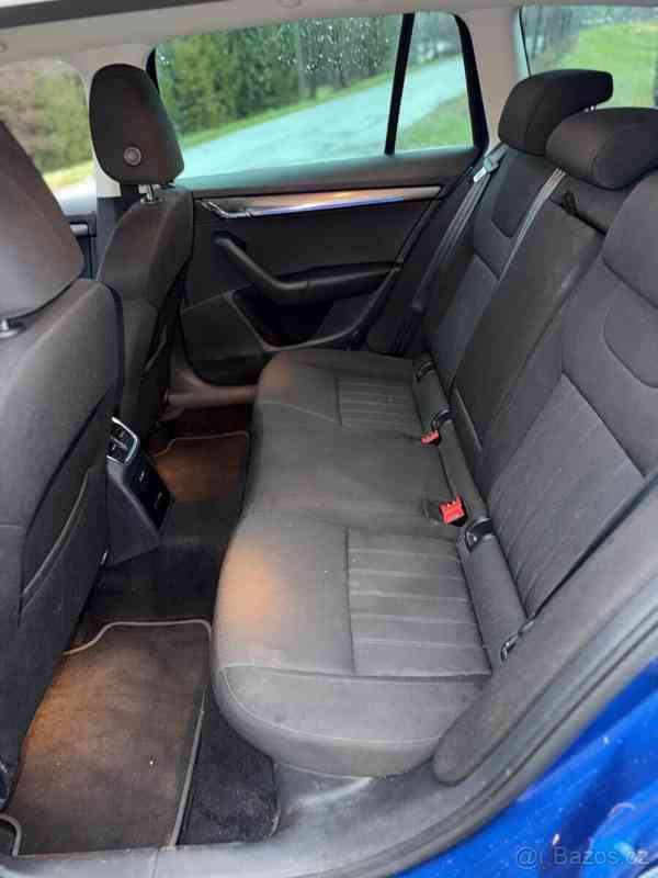 Škoda Octavia 1,5   TSI 110kW DSG CANTON KESSY - foto 6