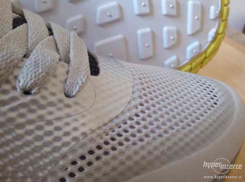 Nike Air Max Hyperfuse - foto 2