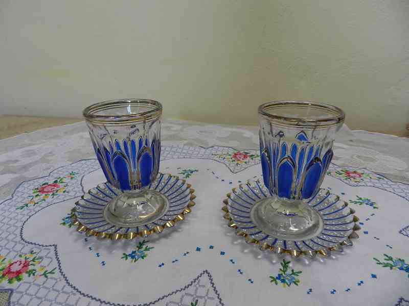 Krásné modré secesní Sklenice Grogovky s talířky
