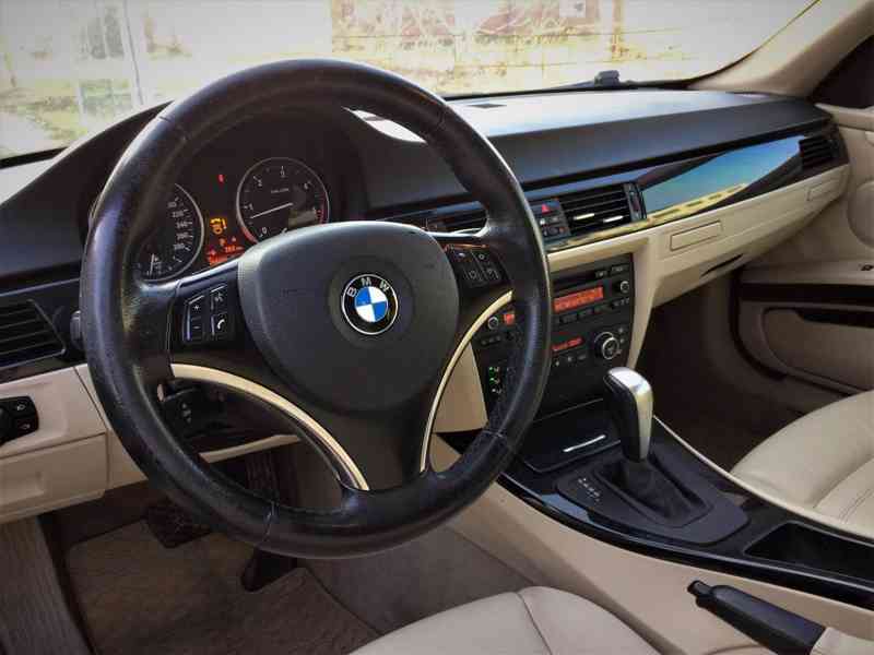 BMW 330 D kupé automat - foto 8