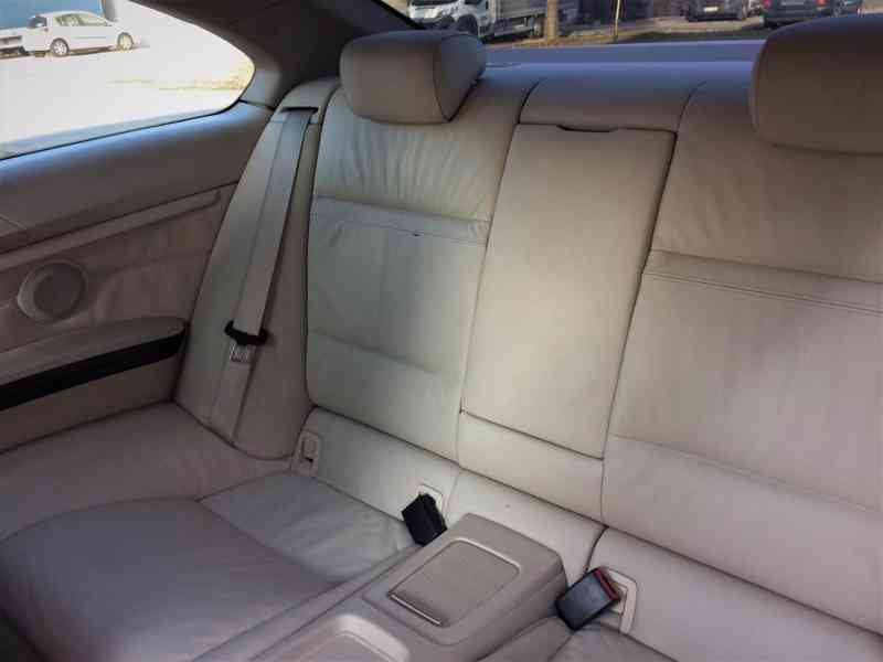 BMW 330 D kupé automat - foto 10