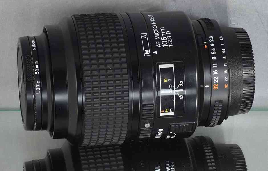 Nikon AF Micro 105mm 1:2.8 D *MACRO 1:1*FX formát - foto 6