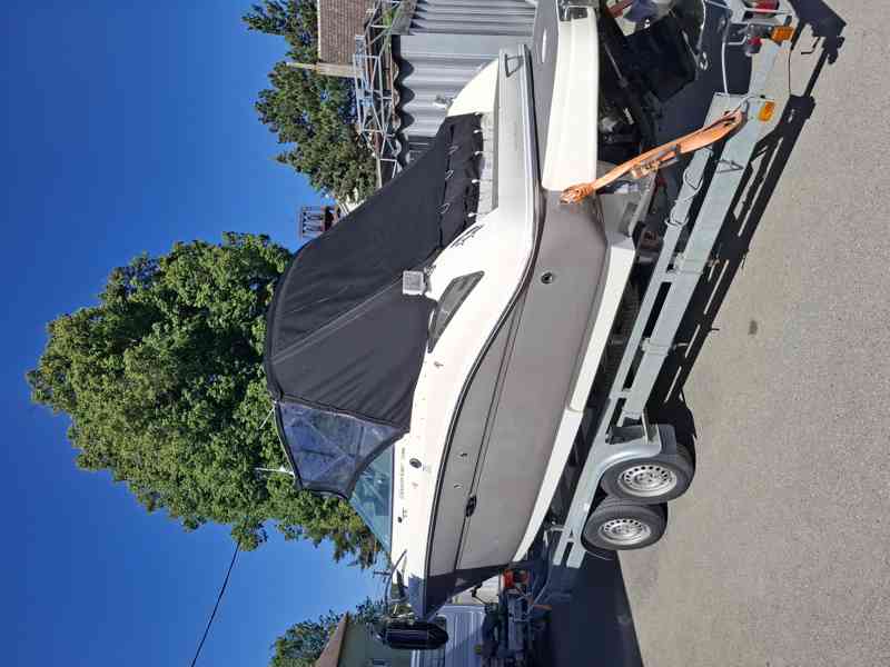 SEA RAY 235 WEEKENDER - foto 13