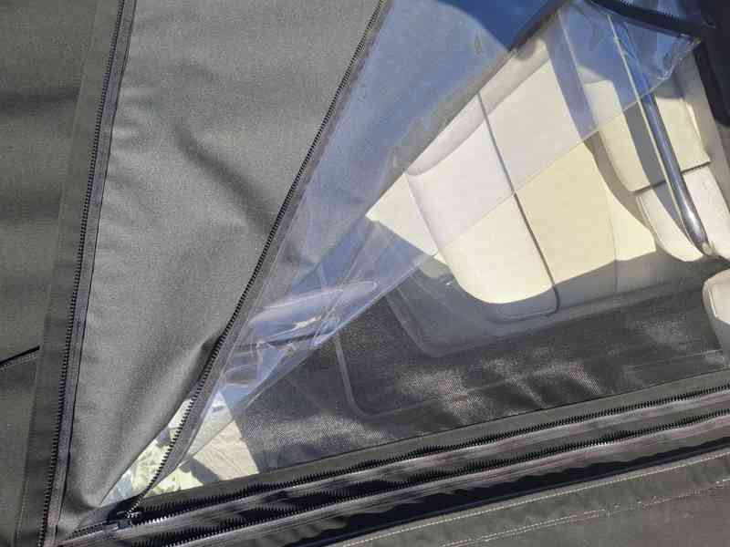 SEA RAY 235 WEEKENDER - foto 22