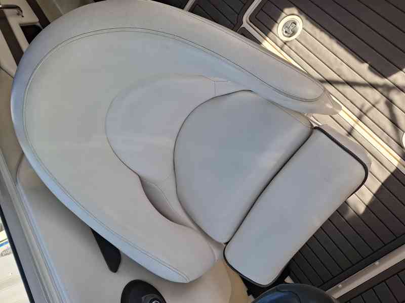 SEA RAY 235 WEEKENDER - foto 19