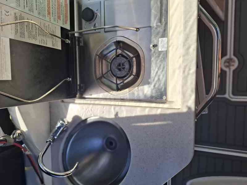 SEA RAY 235 WEEKENDER - foto 14