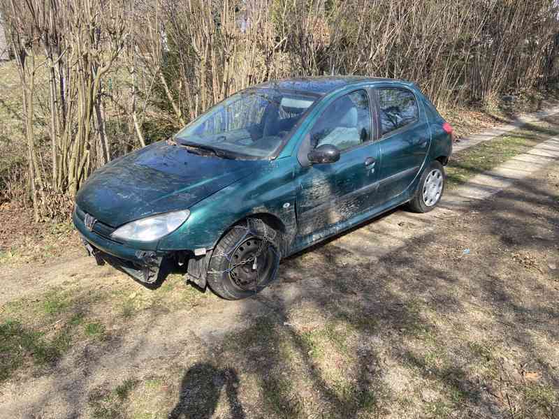 Peugeot 206 - foto 8