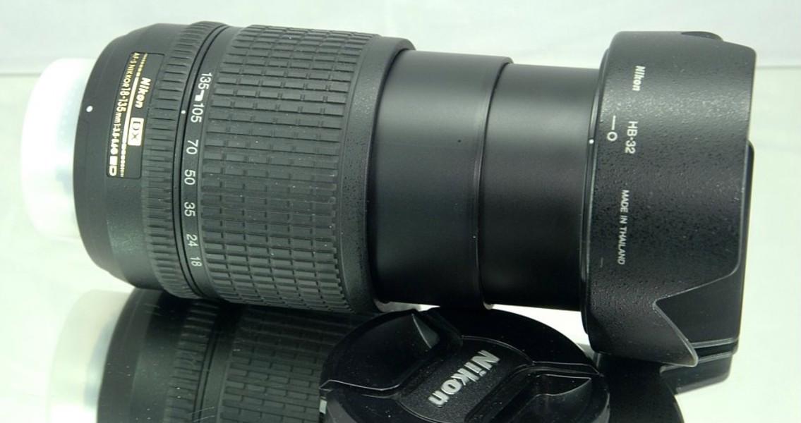 Nikon AF-S 18-135mm 1:3,5-5,6 DX ED **DX (APS-C)  - foto 7