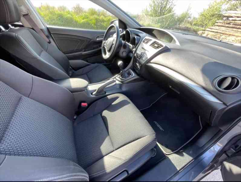 Honda Civic 1,8 Tourer - foto 18
