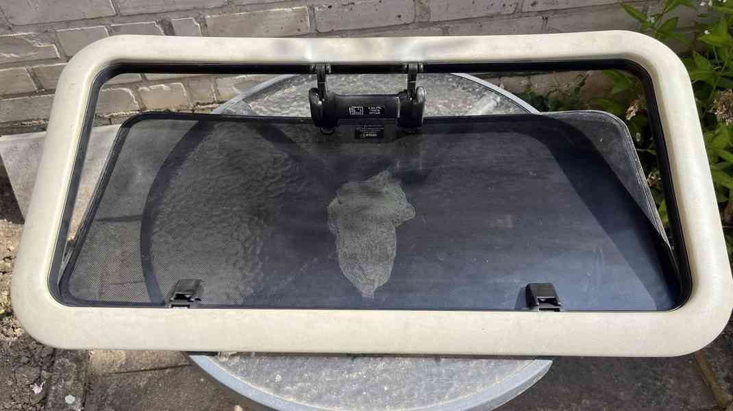 Střešní okno Škoda FAVORIT typ VS-2 - foto 4