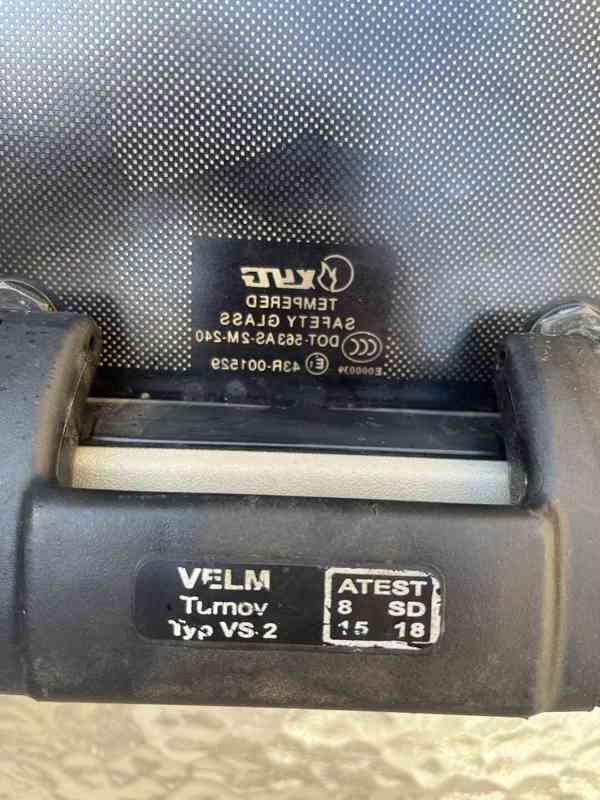 Střešní okno Škoda FAVORIT typ VS-2 - foto 5