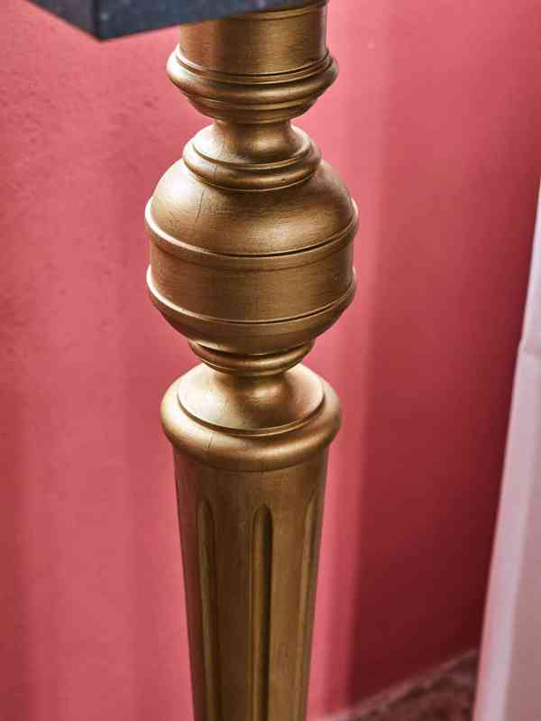 Podstavec s mramorovou deskou  - foto 2