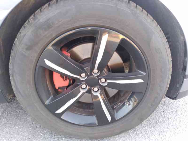 LAND ROVER RANGE ROVER VELAR 3.0D275 R DYNAMIC AWD - foto 59