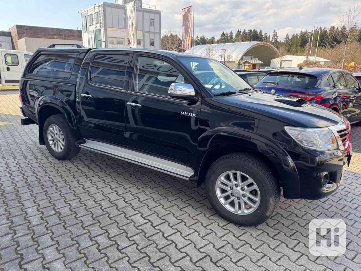 Toyota Hilux Double Cab 2.5D4D 106kw - foto 1