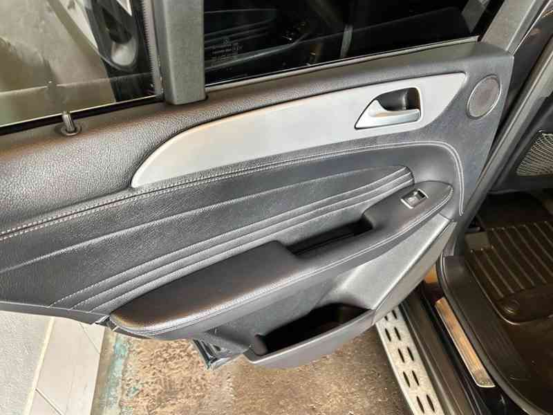 Mercedes-Benz ML  - foto 11