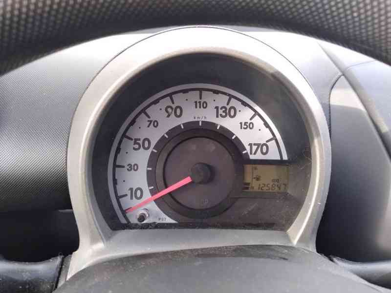 CITROEN C1 1.0 50kW   1.MAJITEL,ČR - foto 13