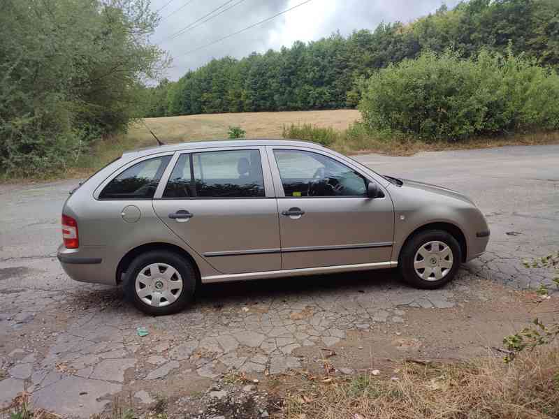 Pěkná Škoda Fabia Combi 1.4. 16v 59 kW, benzín  - foto 12