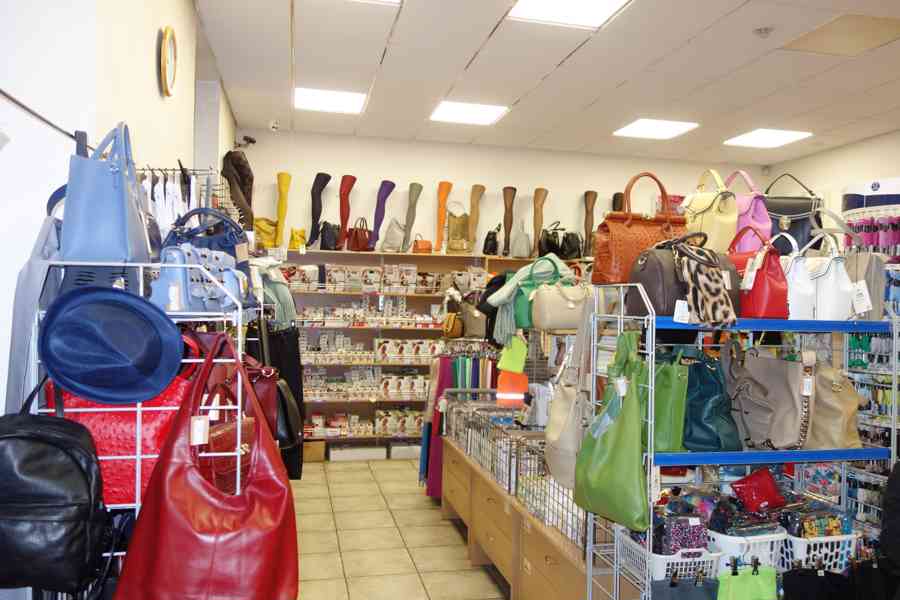 Pronájem obchodních prostor v centru Brna na Joštové - foto 6