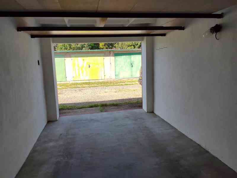 Prodej garáže 18m2, Hradec Králové 9 - Malšovice - foto 9