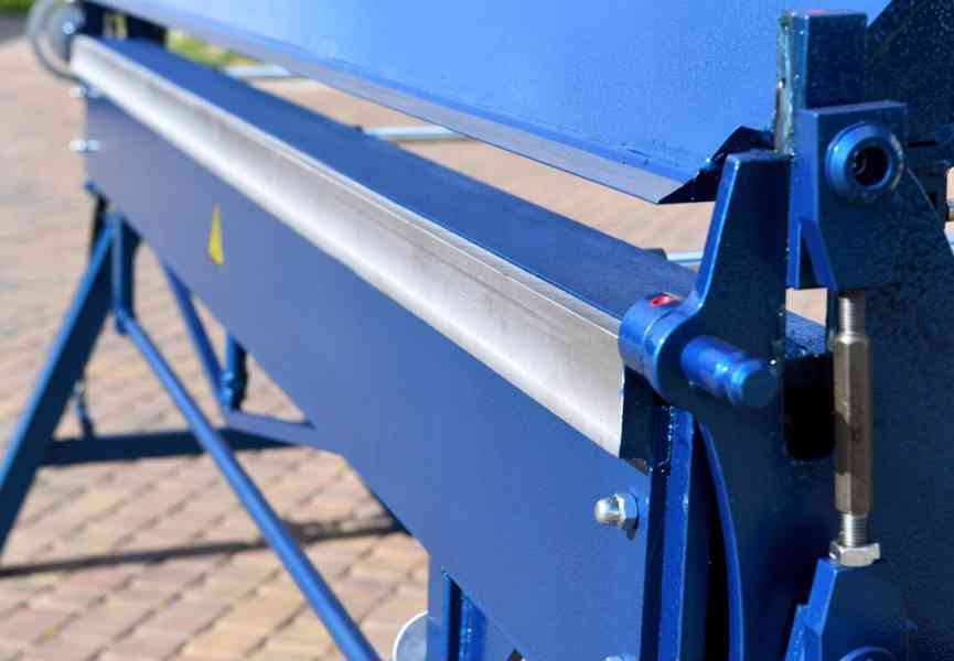 Manuální ohýbačka plechu  ZGR 2640/1,5/145°  Prod Masz - foto 5