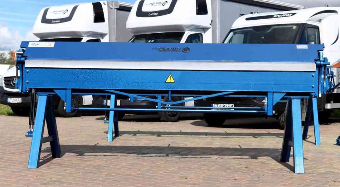 Manuální ohýbačka plechu  ZGR 2640/1,5/145°  Prod Masz