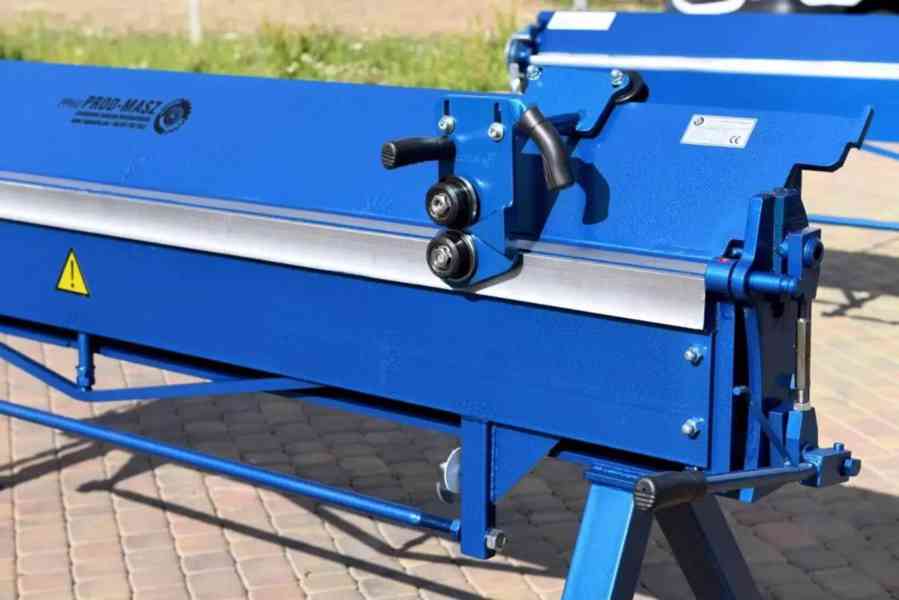 Manuální ohýbačka plechu  ZGR 2640/1,5/145°  Prod Masz - foto 9