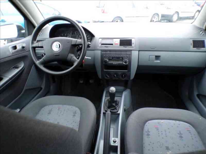 Škoda Fabia 1,2 12V-47KW KLIMATIZACE - foto 5