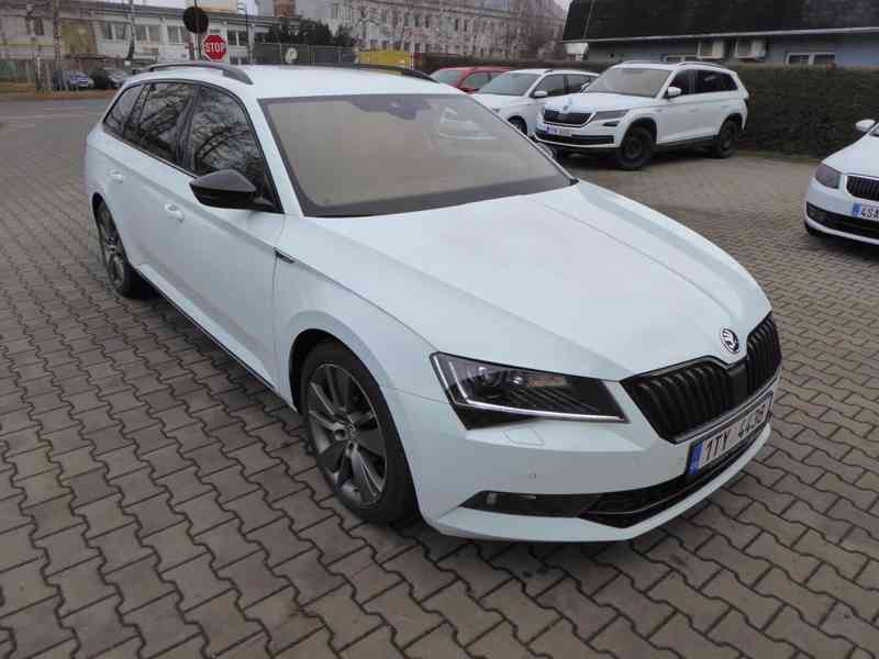 ŠKODA Superb Combi SportLine 2,0 TDI 140 kW 4x4 DSG - foto 7