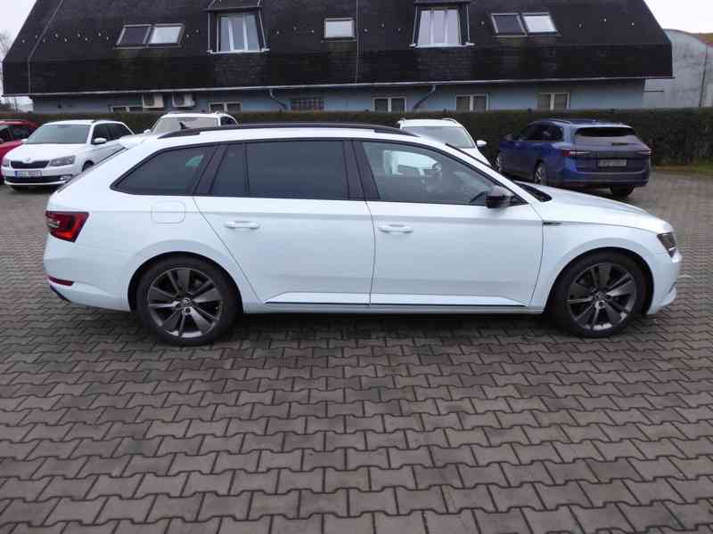 ŠKODA Superb Combi SportLine 2,0 TDI 140 kW 4x4 DSG - foto 6