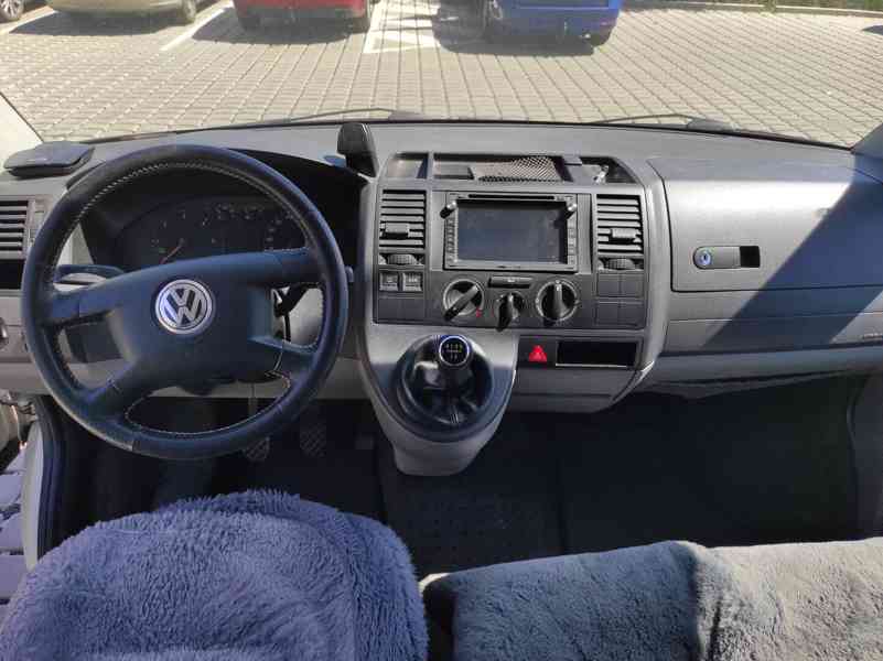 VW Transporter T5 1.9 Long Van s obytnou vestavbou - foto 16