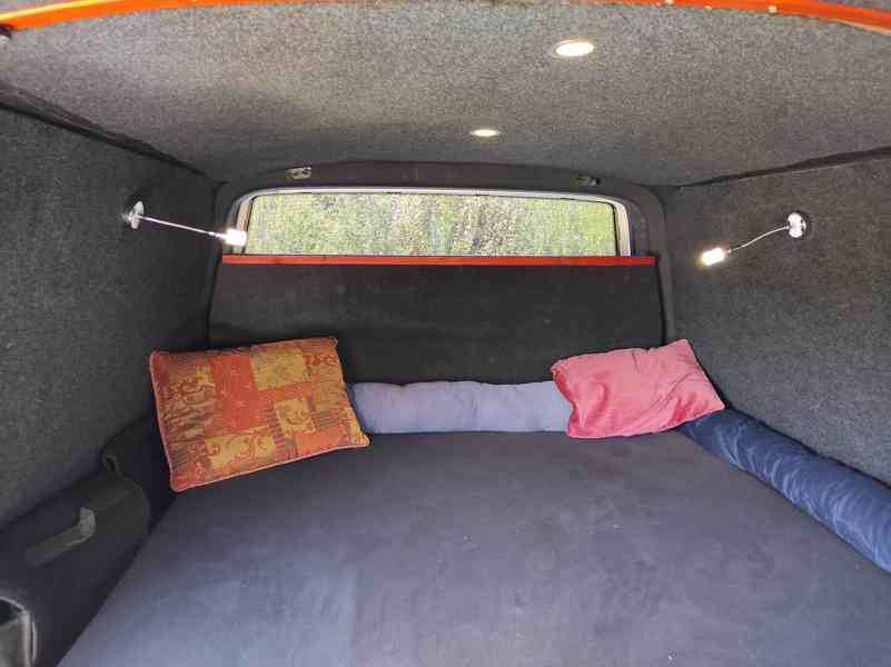 VW Transporter T5 1.9 Long Van s obytnou vestavbou - foto 8