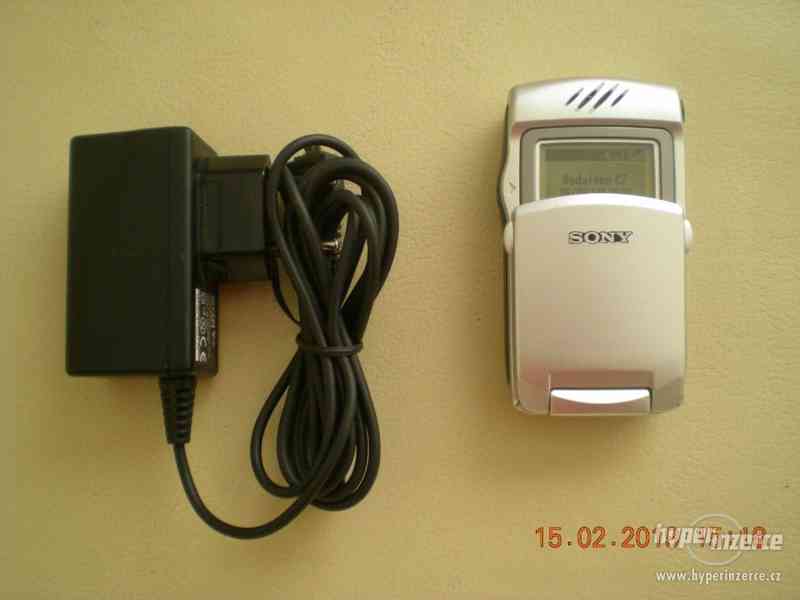 Sony CMD-Z7 - plně funkční telefon z r.2001 - foto 1