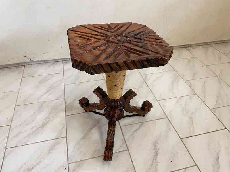 Španělský stolek - foto 1