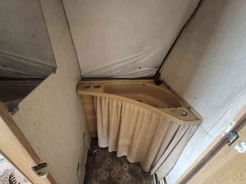 Levný karavan na pevné stání. Odvoz na místo možný.  - foto 10