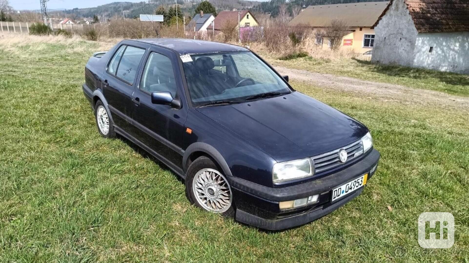 Volkswagen Vento 2,8   IKONA DEVADESÁTEK - foto 1