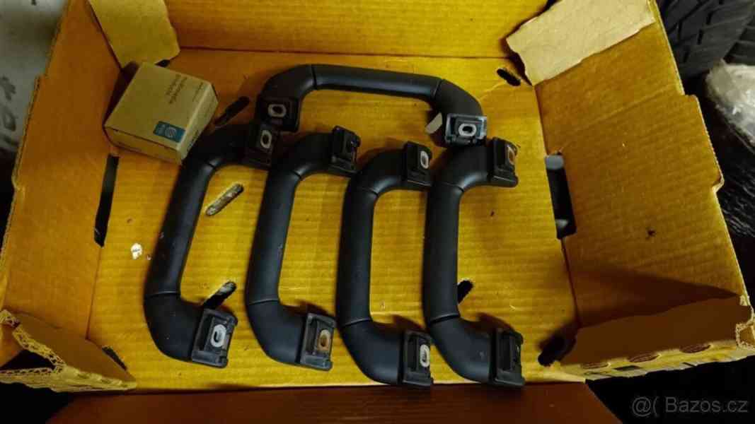 Volkswagen Vento 2,8   IKONA DEVADESÁTEK - foto 3