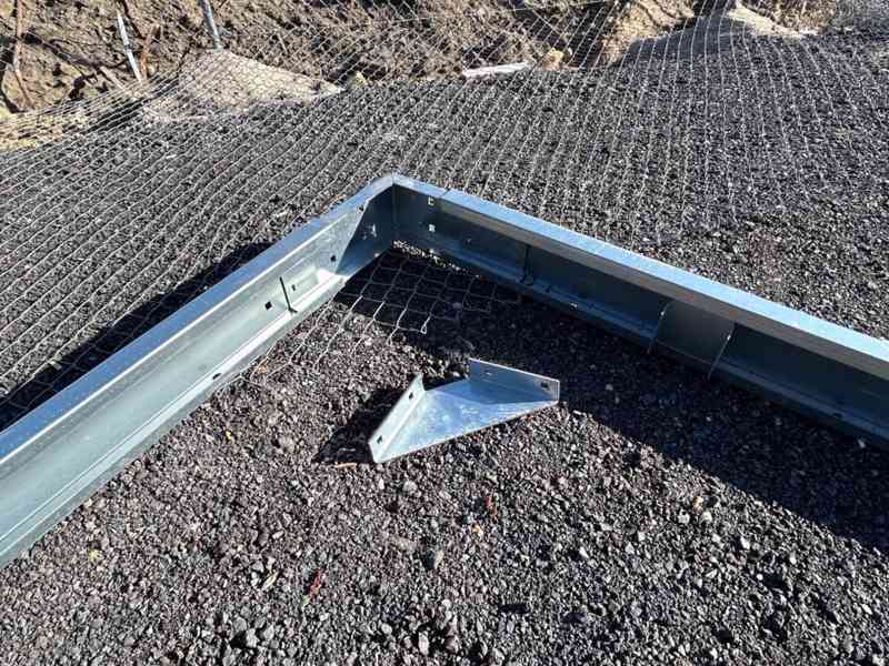 Kontejnerový rám 4x2,5 m, montáž svépomocí. - foto 4