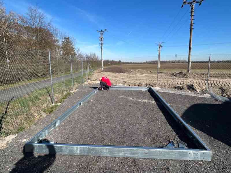 Kontejnerový rám 4x2,5 m, montáž svépomocí. - foto 5