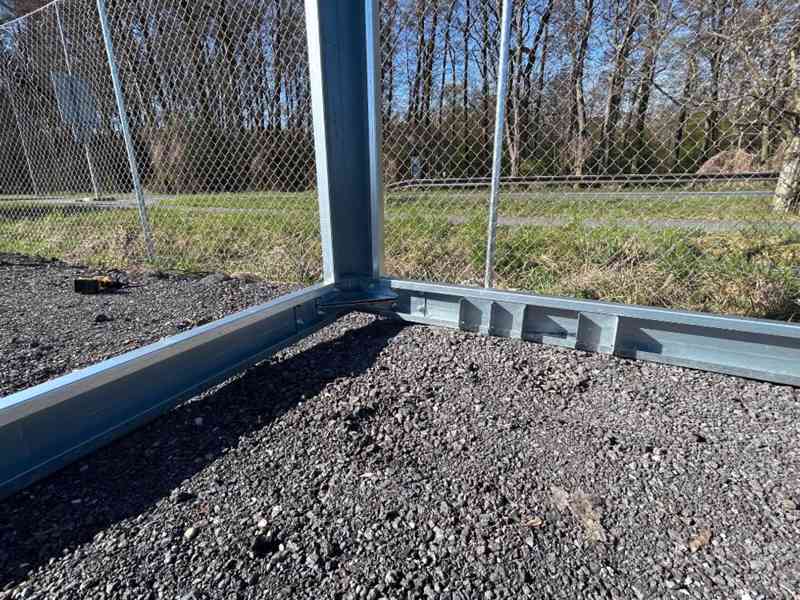 Kontejnerový rám 4x2,5 m, montáž svépomocí. - foto 6