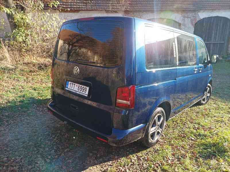 Volkswagen Caravelle 1,9   T5 - foto 13