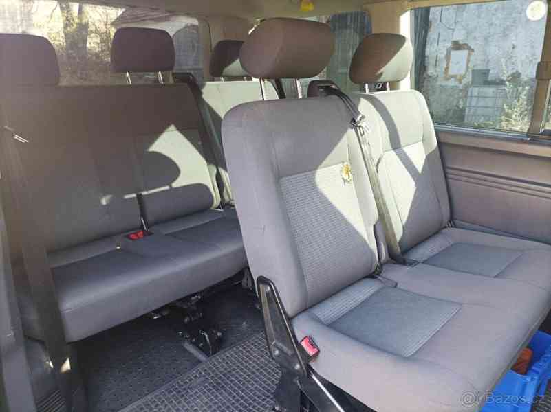 Volkswagen Caravelle 1,9   T5 - foto 14