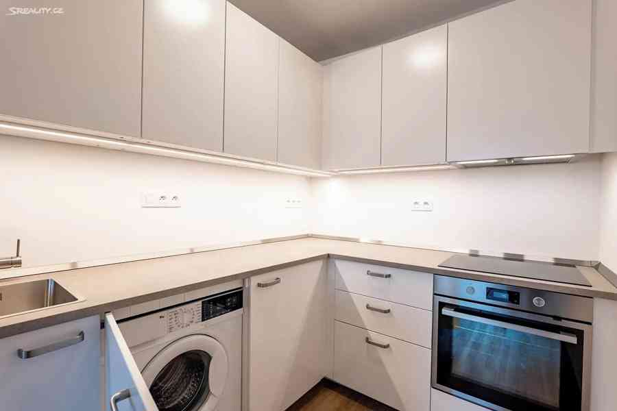 Pronájem bytu 2+kk 45 m² - foto 4