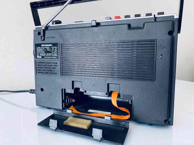 Radiomagnetofon REZERVACE Universum CTR 4042, rok 1981 - foto 8