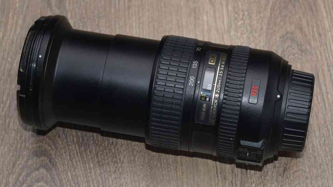 NIKON AF-S DX NIKKOR 18-200mm f/3.5-5.6 G ED VR - foto 7