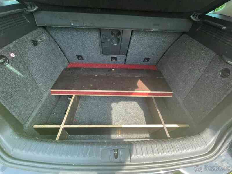 Volkswagen Tiguan 2,0   TDI 103kW - foto 14