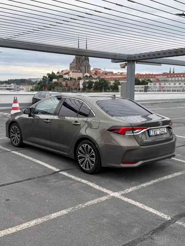 Toyota Corolla 1,6 2019 Benzin + LPG - foto 5