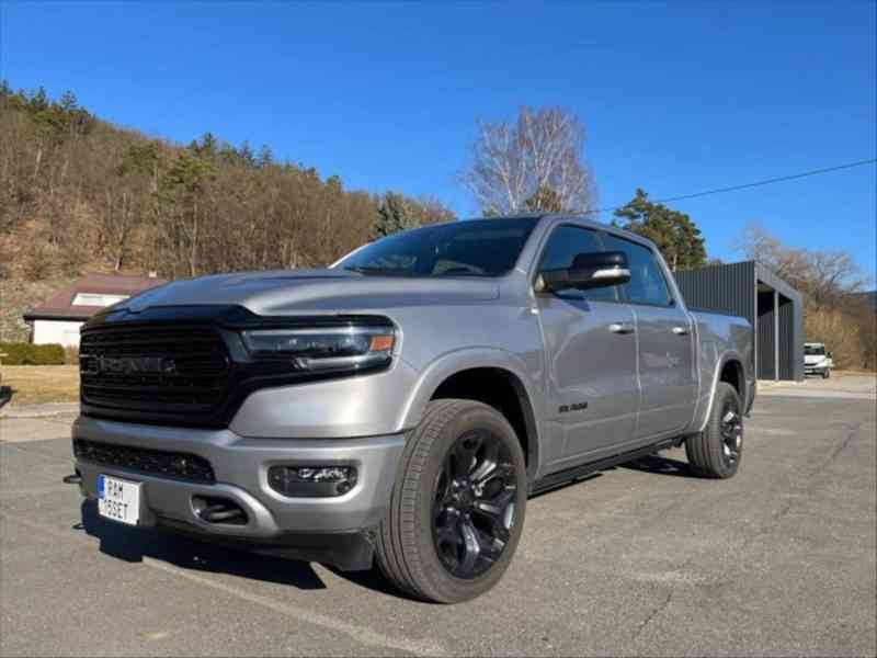 RAM 1500 5,7 V8 Limited Night Edition - foto 1