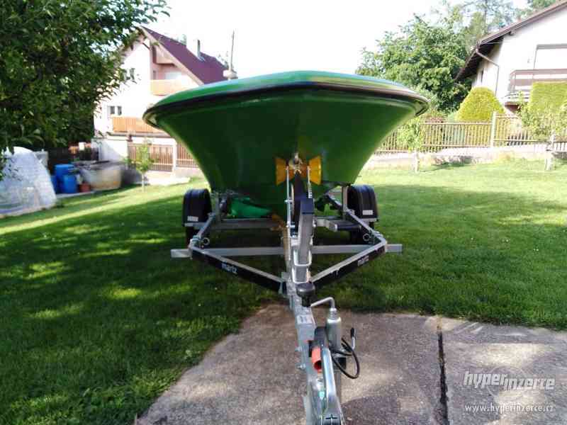 Laminátový člun - foto 1