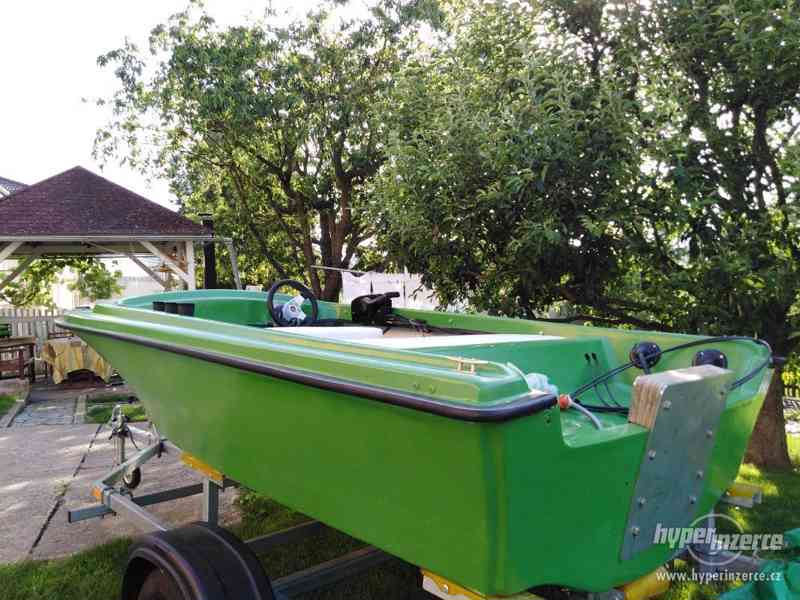 Laminátový člun - foto 5