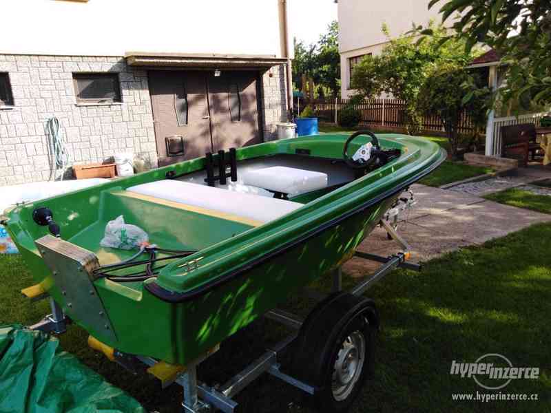 Laminátový člun - foto 7